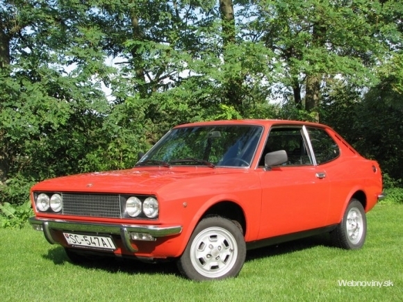 Retro Fiat 128 Sport Coup
